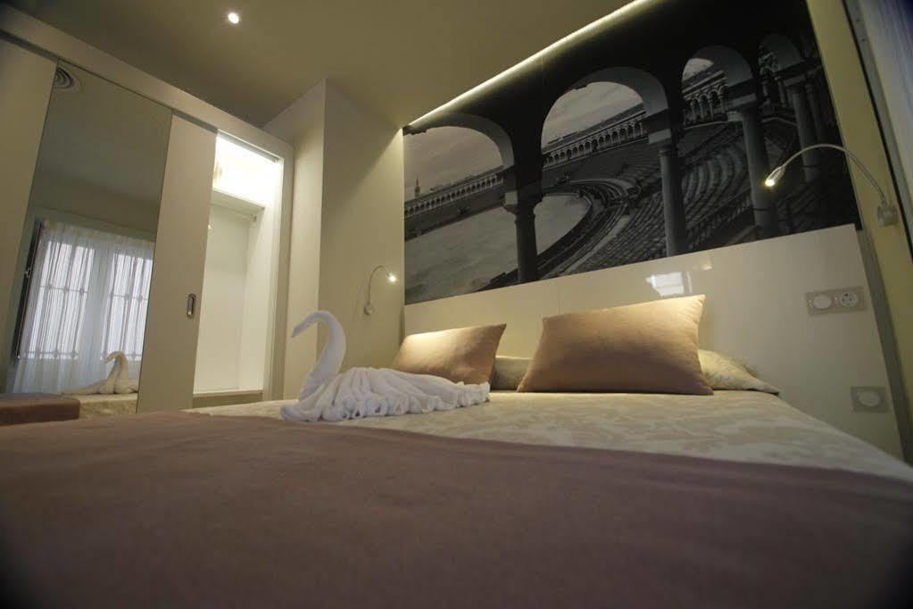 Apartamentos Sevilla Centro Eksteriør billede