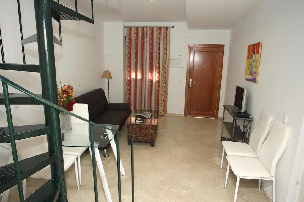 Apartamentos Sevilla Centro Eksteriør billede